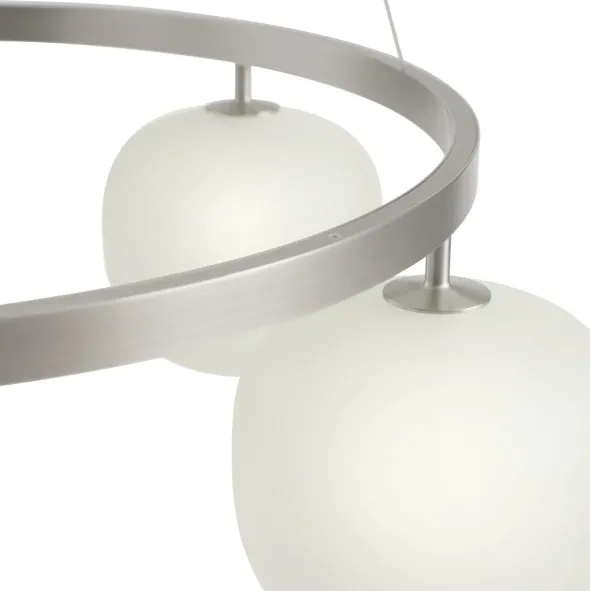 Rime lysekrone fra Muuto