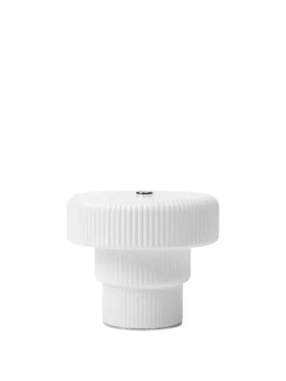 Ripple Portable Lamp White fra Ferm Living