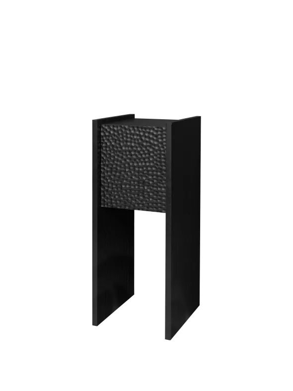 Scarni Pedestal Cabinet, Dark Stained Ash fra Ferm Living
