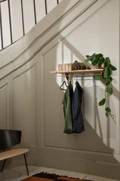 Sector Rack Shelf, eg fra Ferm Living