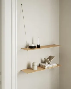 Serene Jar, tall fra Woud