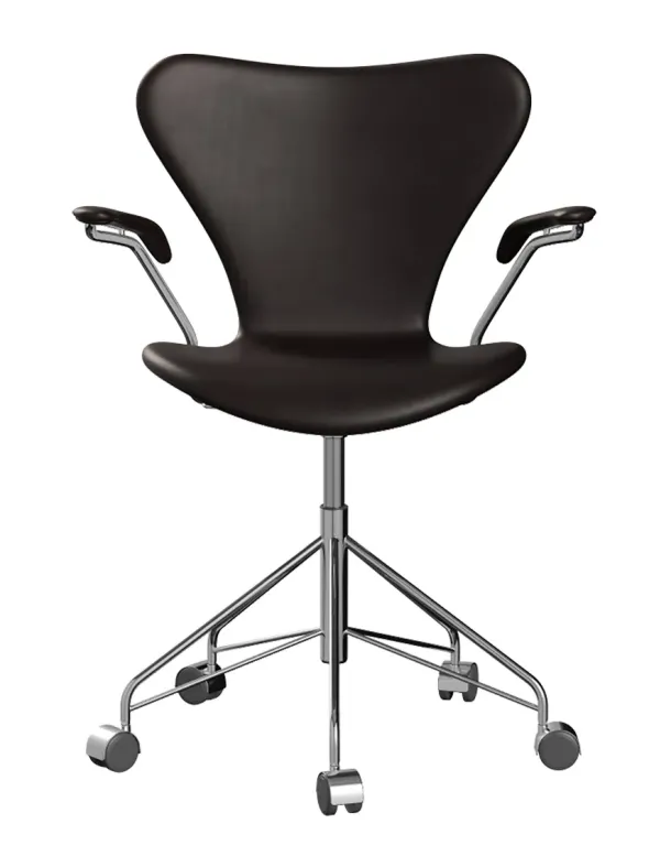 3217 Serie 7 Kontorstol af Arne Jacobsen