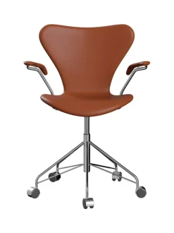 3217 Serie 7 Kontorstol af Arne Jacobsen