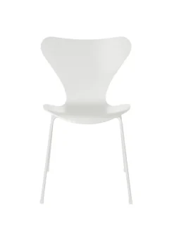 3107 Serie 7 stol lakeret af Arne Jacobsen