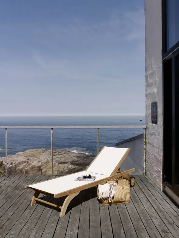 Skagerak Columbus Liggestol, hvid fra Fritz Hansen