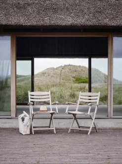 Skagerak Selandia Sæt, 2 armstole og Ø 94 bord fra Fritz Hansen