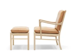 Skammel til Colonial Chair af Ole Wanscher