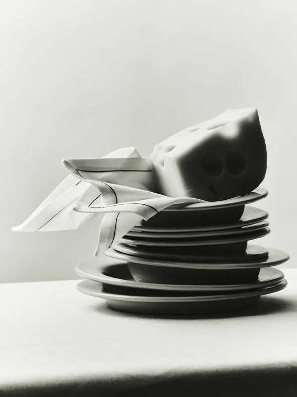 S.R. Large Shallow Bowl fra Louise Roe