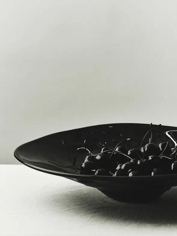 S.R. Vintage Tray Plain Black fra Louise Roe