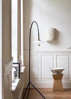 Standing Lamp No. 1 fra Valerie Objects
