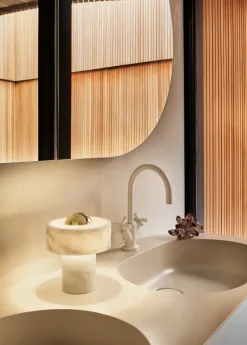 Stone Portable Bordlampe fra Tom Dixon