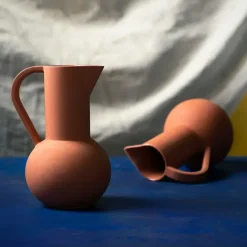 Strøm Kande, terracotta fra raawii