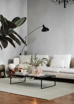 Tact Rug, off white fra Woud