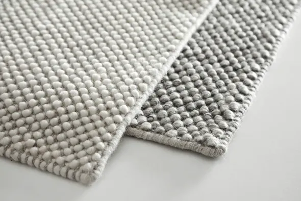 Tact Rug, off white fra Woud