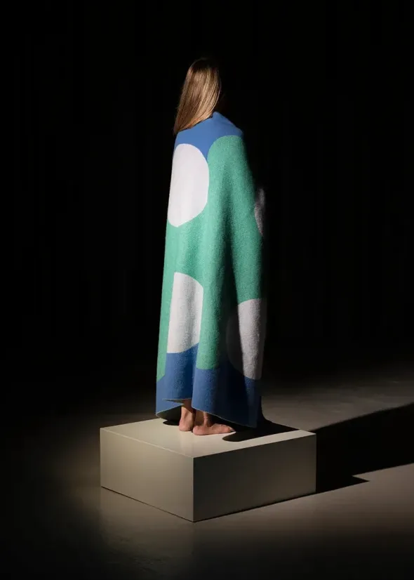 Teenagers from Mars Plaid, white/blue/leaf fra raawii