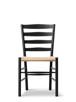 The Klint Chair, sortlakeret eg fra Fredericia Furniture