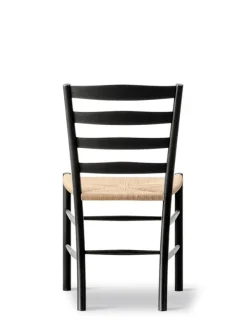 The Klint Chair, sortlakeret eg fra Fredericia Furniture
