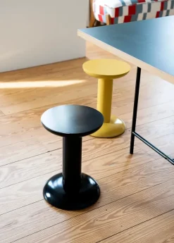Thing Sidebord/Skammel, black fra raawii