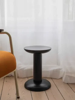 Thing Sidebord/Skammel, black fra raawii