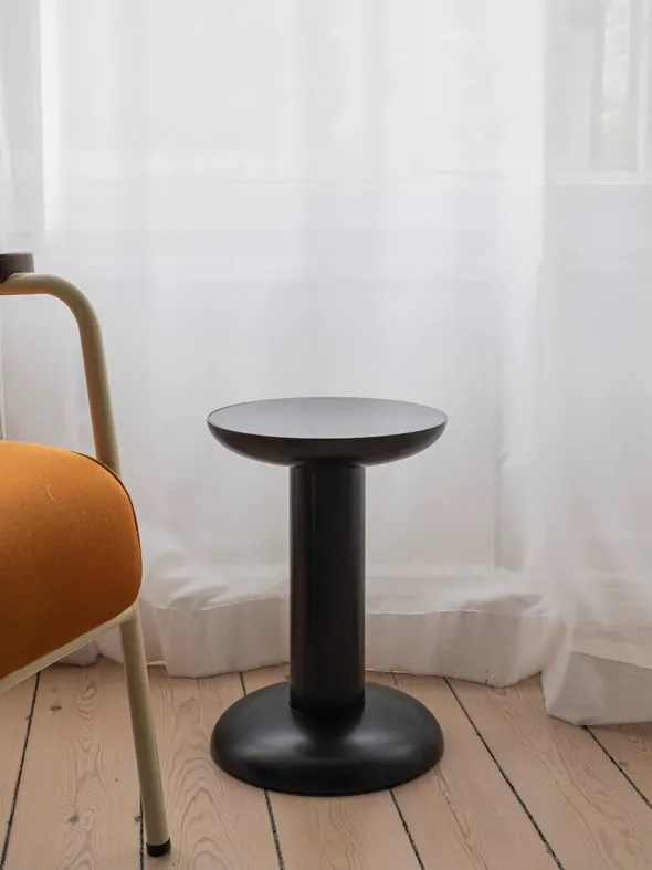 Thing Sidebord/Skammel, black fra raawii