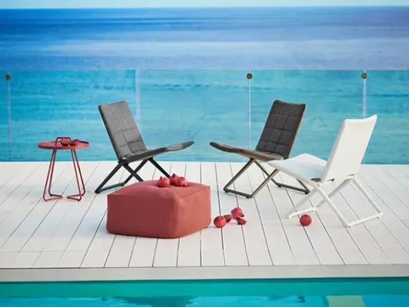 Traveller Lounge Klapstol, soft touch fra Cane-line