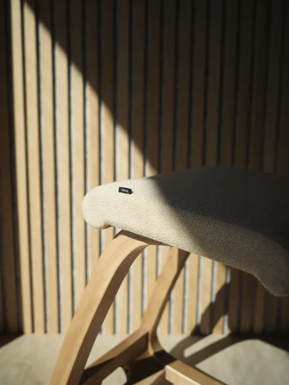 Variable Stol, light brown/vidar fra Varier Furniture