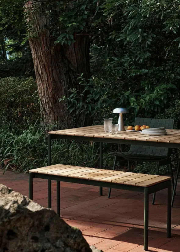 Ville AV26 Havebord, 220x90 fra &Tradition