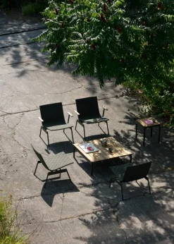 Ville loungesæt i Teak & Bronze Green med 2 stole og 1 skammel fra &Tradition
