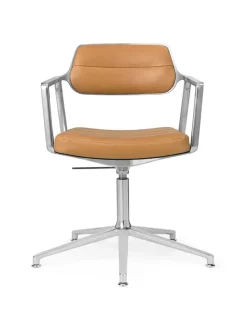 VIPP453 Swivel+ Chair, camel læder fra Vipp