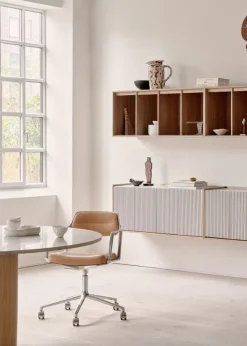 VIPP453 Swivel+ Chair, camel læder fra Vipp