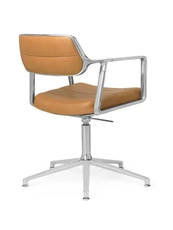 VIPP453 Swivel+ Chair, camel læder fra Vipp