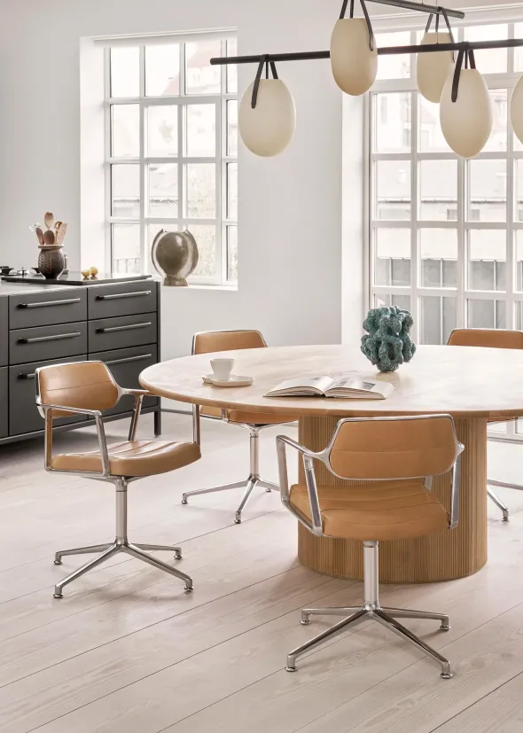 VIPP453 Swivel Chair fra Vipp