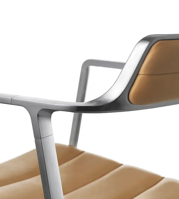 VIPP452 Swivel Chair m/hjul, camel læder fra Vipp