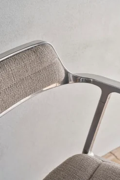 VIPP452 Swivel Chair m/hjul, dark sand fra Vipp