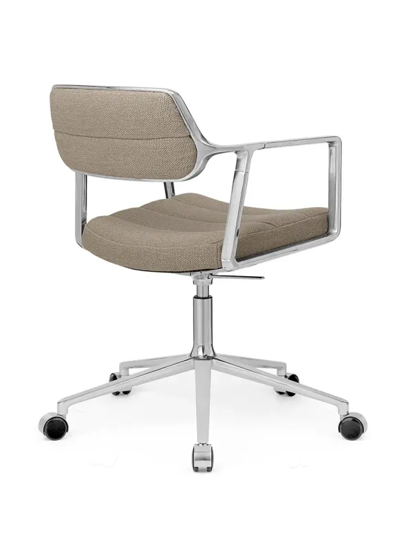 VIPP453 Swivel+ Chair m/hjul, dark sand tekstil fra Vipp