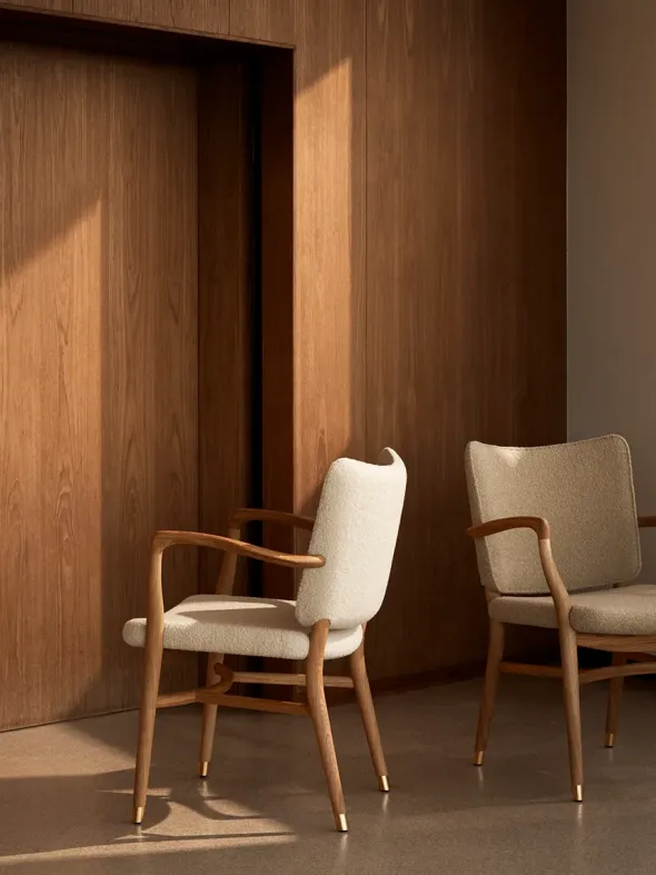VLA61 Monarch Chair af Vilhelm Lauritzen