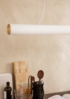 Vuelta pendel II 100, hvid/messing fra Ferm Living