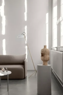 VV Cinquanta gulvlampe fra Astep