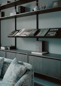 Wall Shelf Cabinet Low w. Doors fra New Works