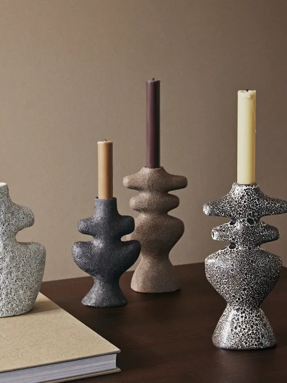 Yara Candle Holder Large, brown spot fra Ferm Living