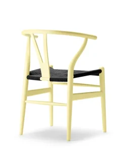 Y-stol CH24 Soft Hollyhock med sort flet af Hans J. Wegner