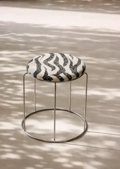 Zebra hynde til Wire Stool VP11